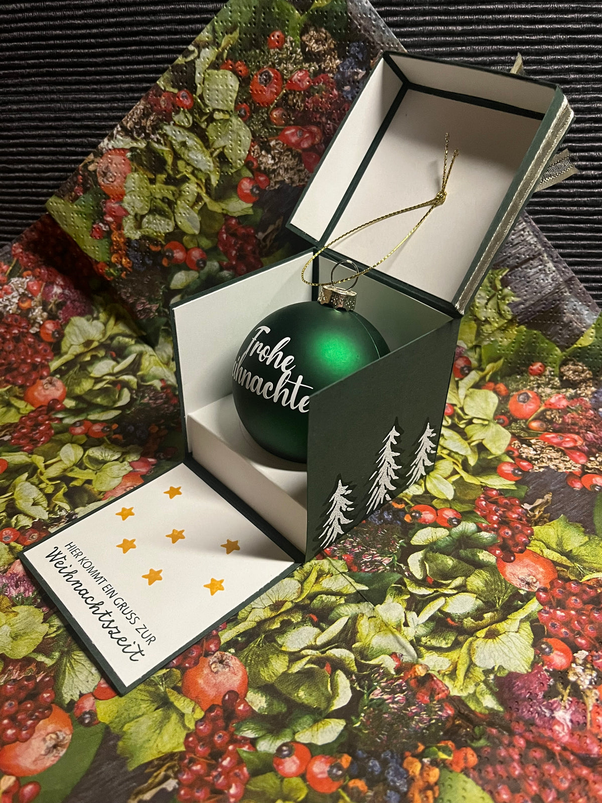 Geschenkbox "Weihnachtskugel"
