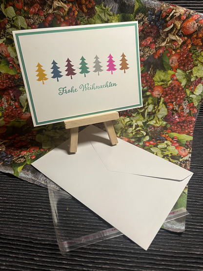 Weihnachtskarte "Bunte Tannen"