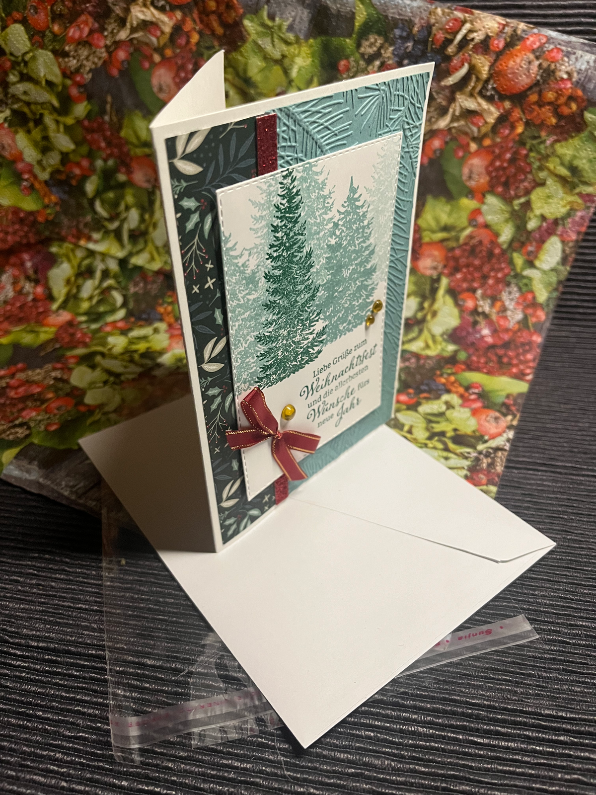 Weihnachtskarte "Winterlicher Tannenwald"